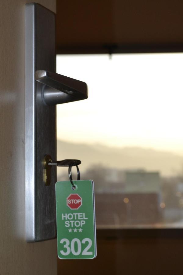 Stop Hotel Brassó Kültér fotó